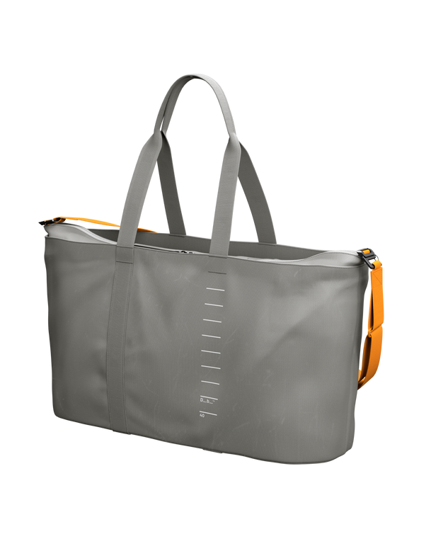 Essential Weekender 40L Sand Grey