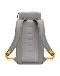 Hugger 20L Sand Grey_2.png