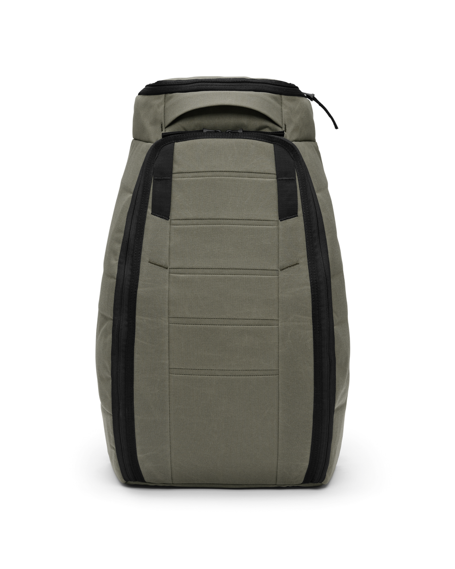 Hugger Backpack 30L Forest Green_3.png