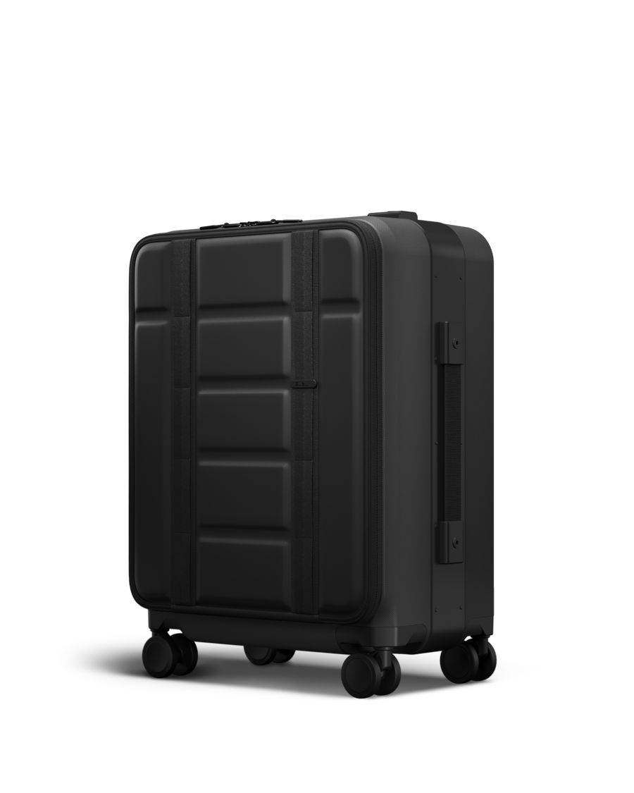 Photo Pro Luggage Bundle Black Out 3.png