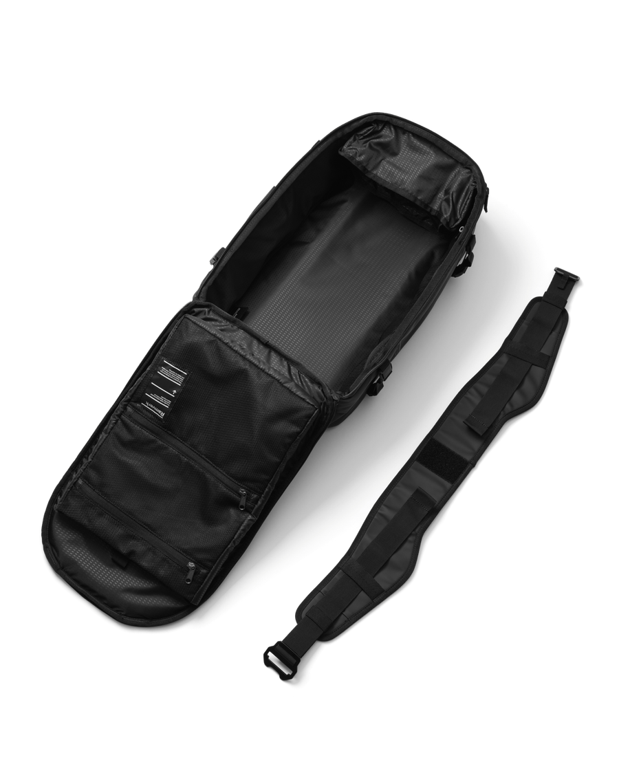 Ramverk Pro 32L Backpack Black Out 2024-6.png