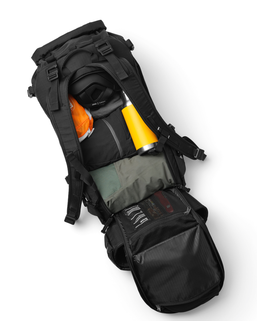 Snow Pro Backpack 25L Black Out-1.png