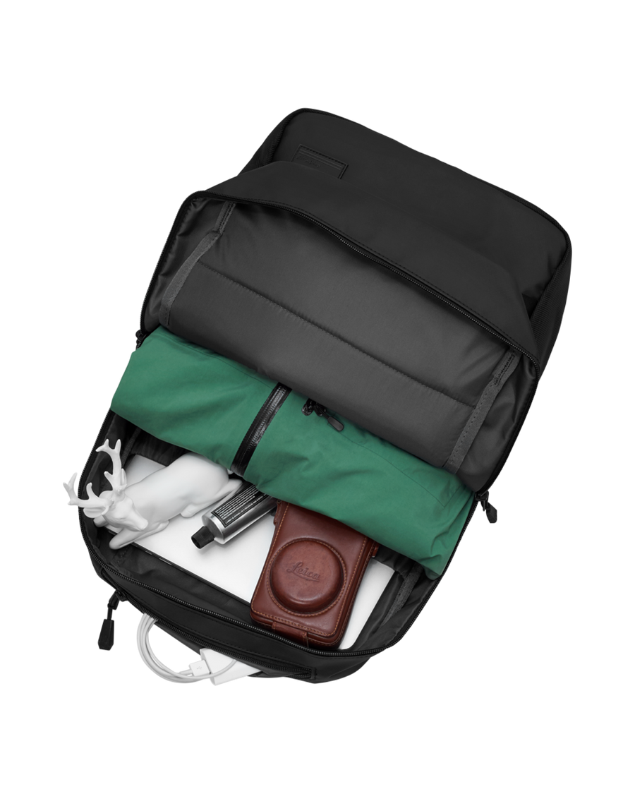 TheVarldsvan17LBackpack-15_1_f2330cf7-b192-47a5-b5ff-23a28cf1360c.png