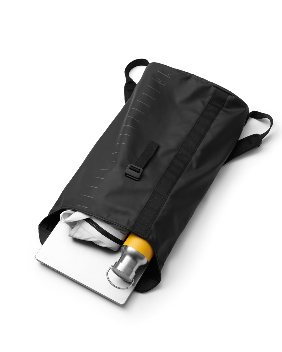 Essential_Backpack_12L_Black_Out_Db_1.png
