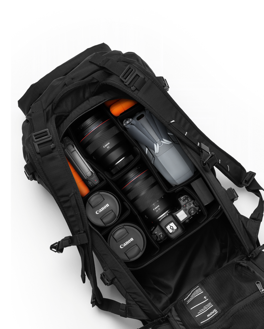 Snow Pro Backpack 32L-1.png